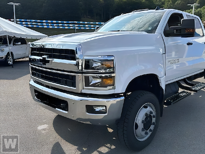 New 2024 Chevrolet Silverado 6500 Crew Cab 14' 3" Knapheide Concrete Body for sale #12242900 - photo 1