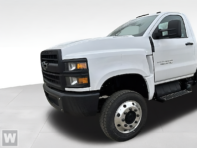 New 2024 Chevrolet Silverado 6500 Work Truck Regular Cab 4x4 Cab Chassis for sale #D141185 - photo 1