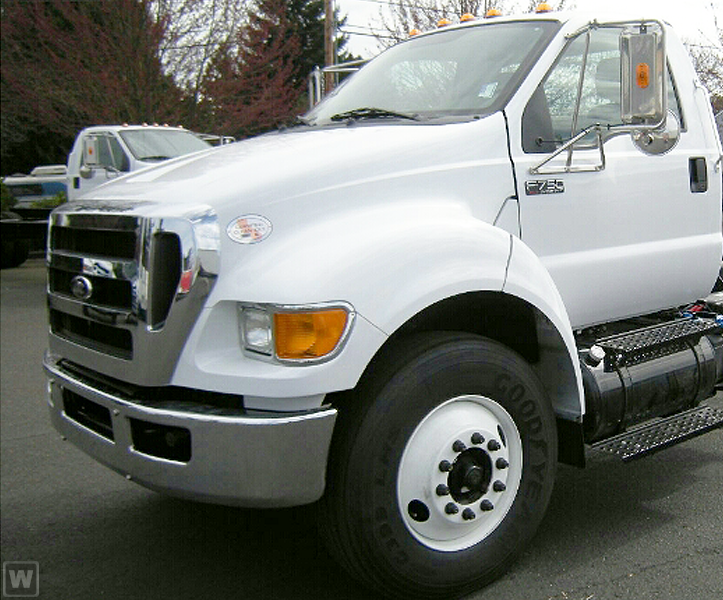 New 2015 Ford F-750 - photo 1