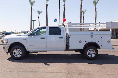 11 Series Service Body photo